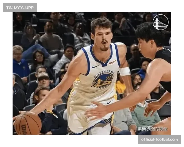 开拓者三分球成为逆转关键,替补奇兵发挥重要作用 开拓者三分球成为逆转关键,替补奇兵发挥重要作用